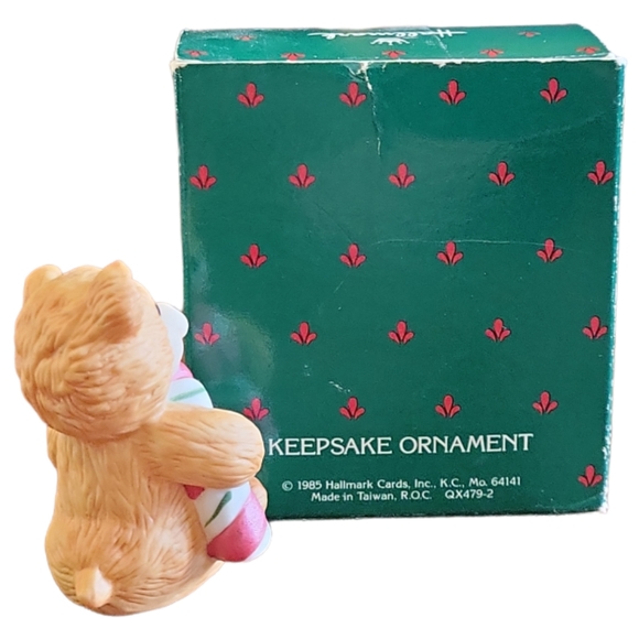 Vtg 1985 Hallmark 3th Collector's Series Keepsake Ornament Cinnamon Bear - Picture 2 of 3